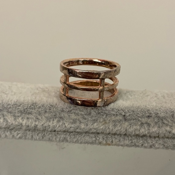 Ring - Picture 5 of 6